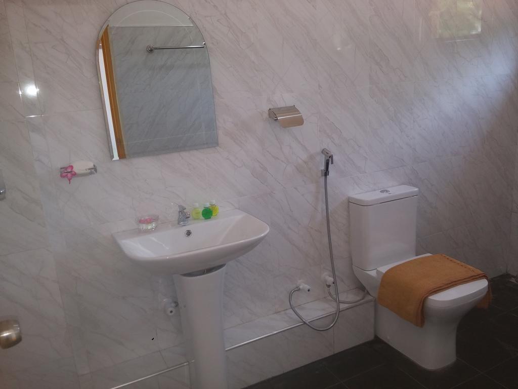 Chithra Homestay Tangalle Εξωτερικό φωτογραφία