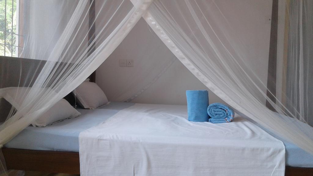 Chithra Homestay Tangalle Εξωτερικό φωτογραφία