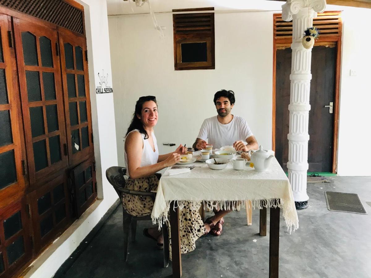 Chithra Homestay Tangalle Εξωτερικό φωτογραφία